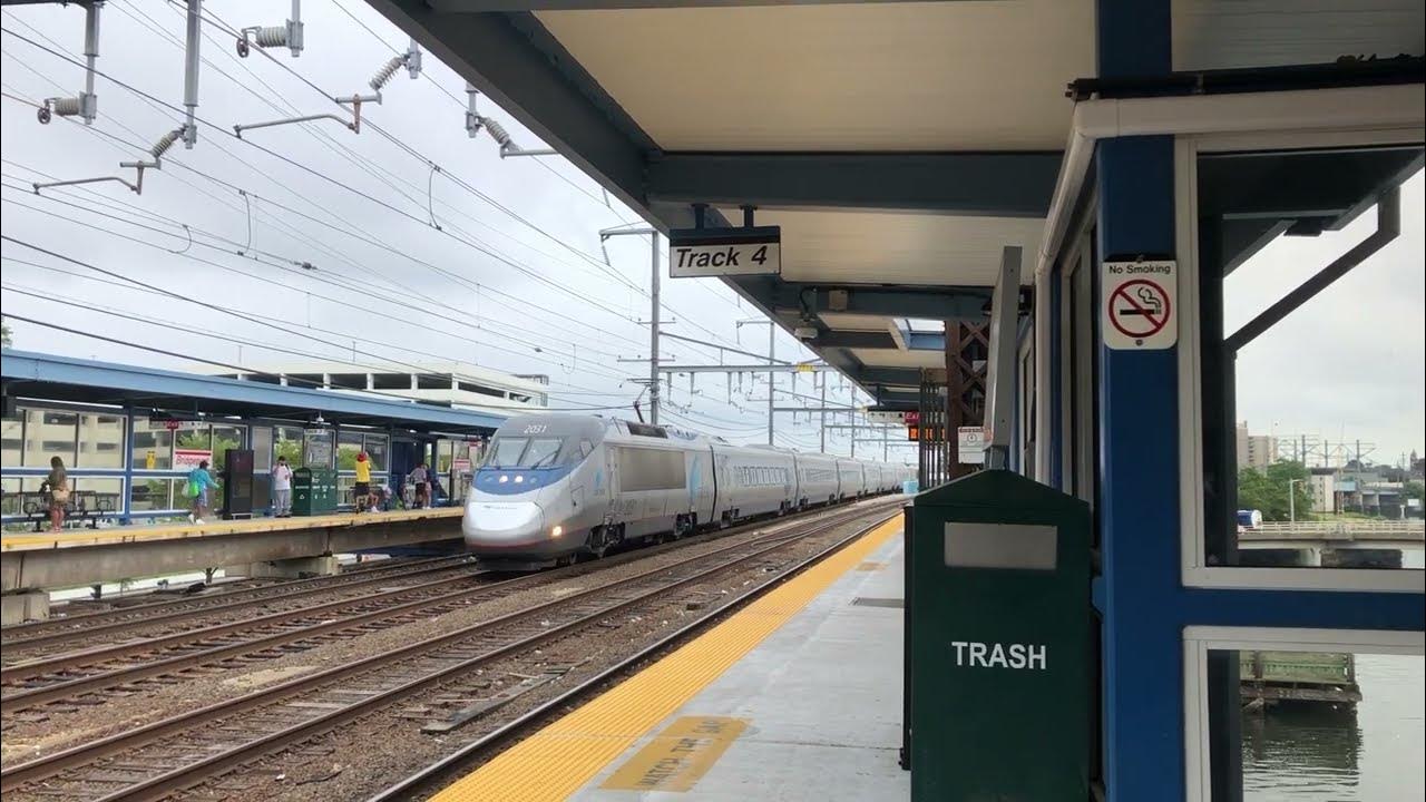 Amtrak Washington DC bound Acela (Power Car 2031/2030) passing