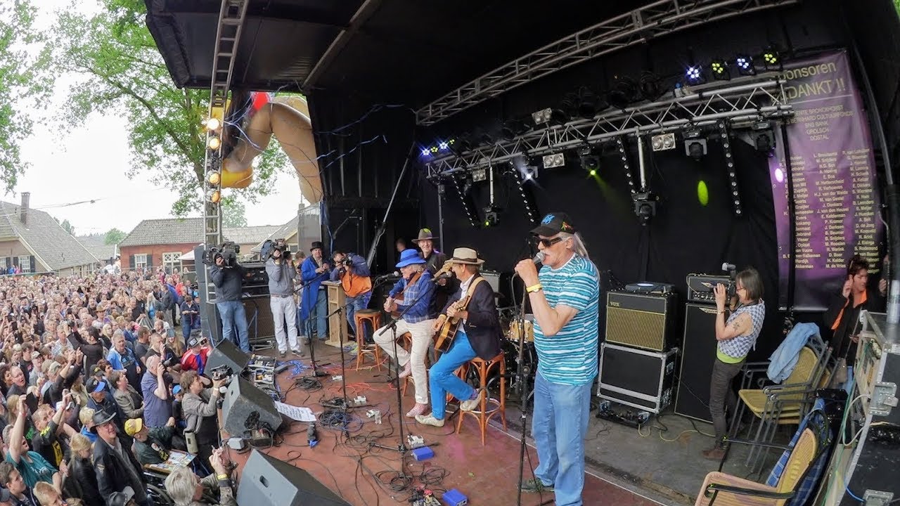 2018 Onthulling Standbeeld Normaal - Optreden oude Normaalbezetting @ Hummelo