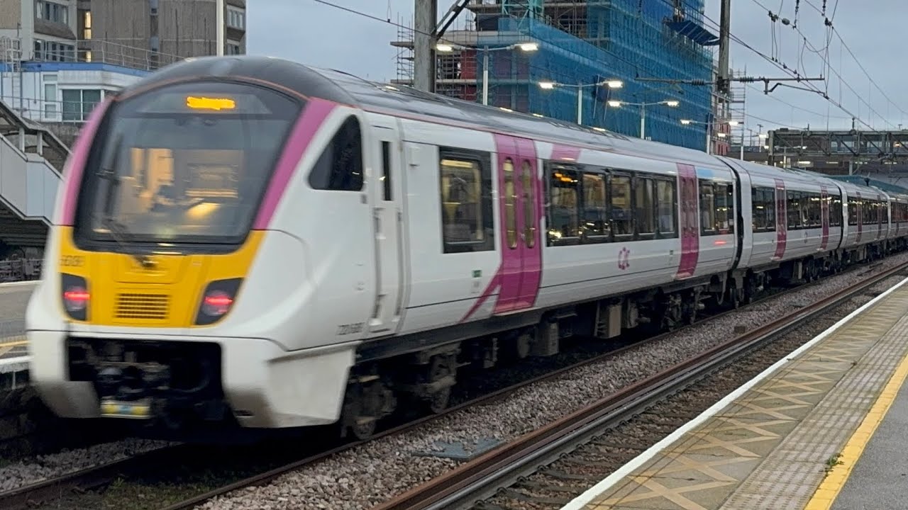 *Christmas Countdown Special Day 15* - Trains at Barking, LTSML & Goblin Line, 08/12/25