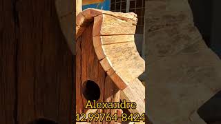 Esse é o Alexandre, artesão de São Francisco Xavier.