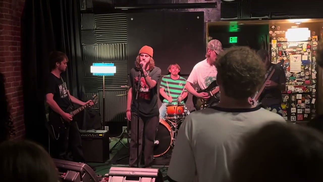 Backblunt - Fallen (live) @ Surfside 7 