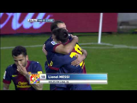 Gol de Leo Messi en el Real Valladolid (0-2) FC Barcelona - HD