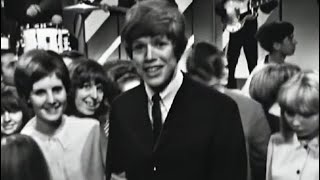 Video thumbnail of "@peternoone with Herman’s Hermits Top of the Pops 1964"