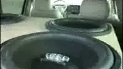 12vdb.com - car audio database: Treo Ssx18.3