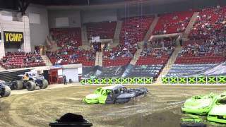 Monster X Tour Bigfoot Wheelies Amherst, Ma 32914