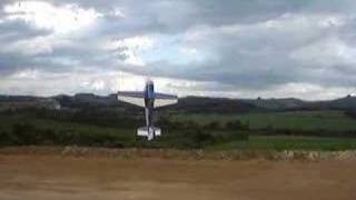 Torque Roll Extra 260 Hangar 9