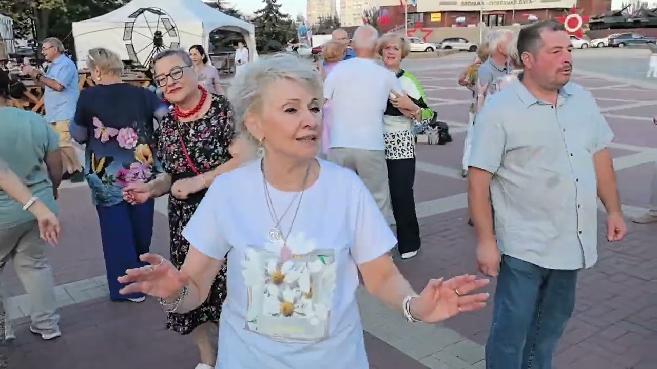 Помнишь, я тебе дарил розы белые... 08.08.25...