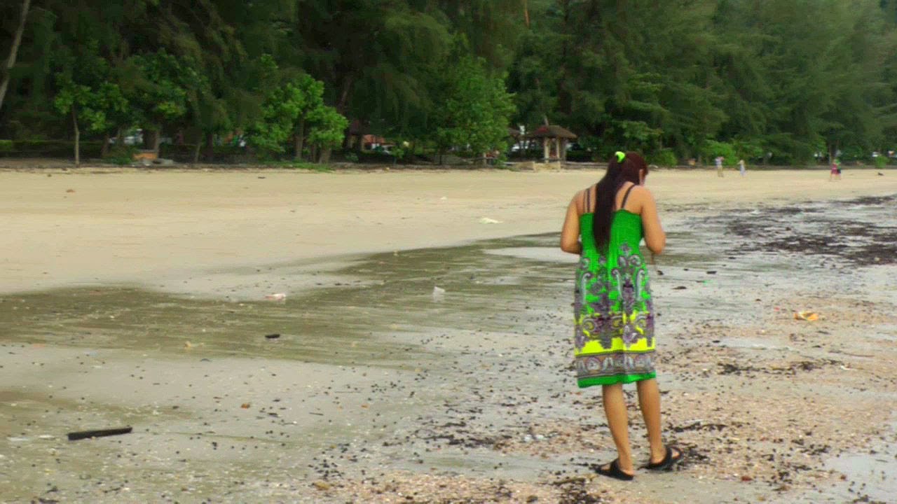 Looking for Seashells at Ao Nang Beach | Krabi Thailand HD Video
