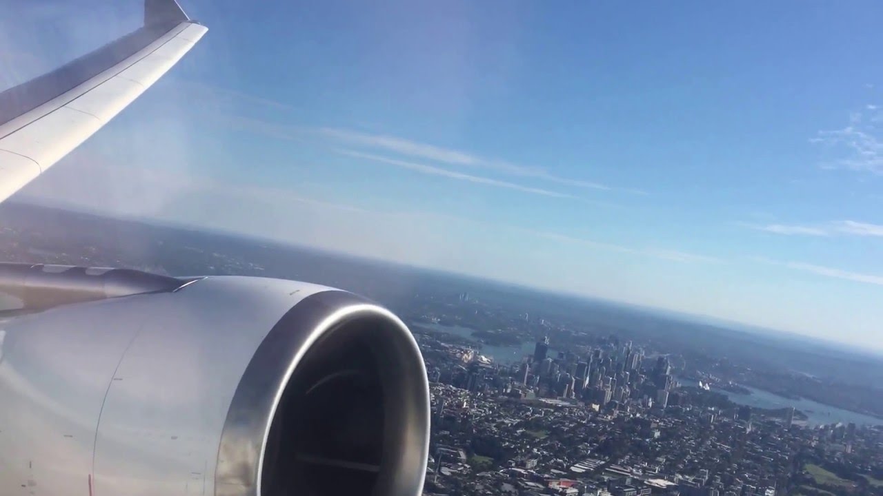 Qantas Flight 419 Sydney Take off (A330-202 VH-EBQ)
