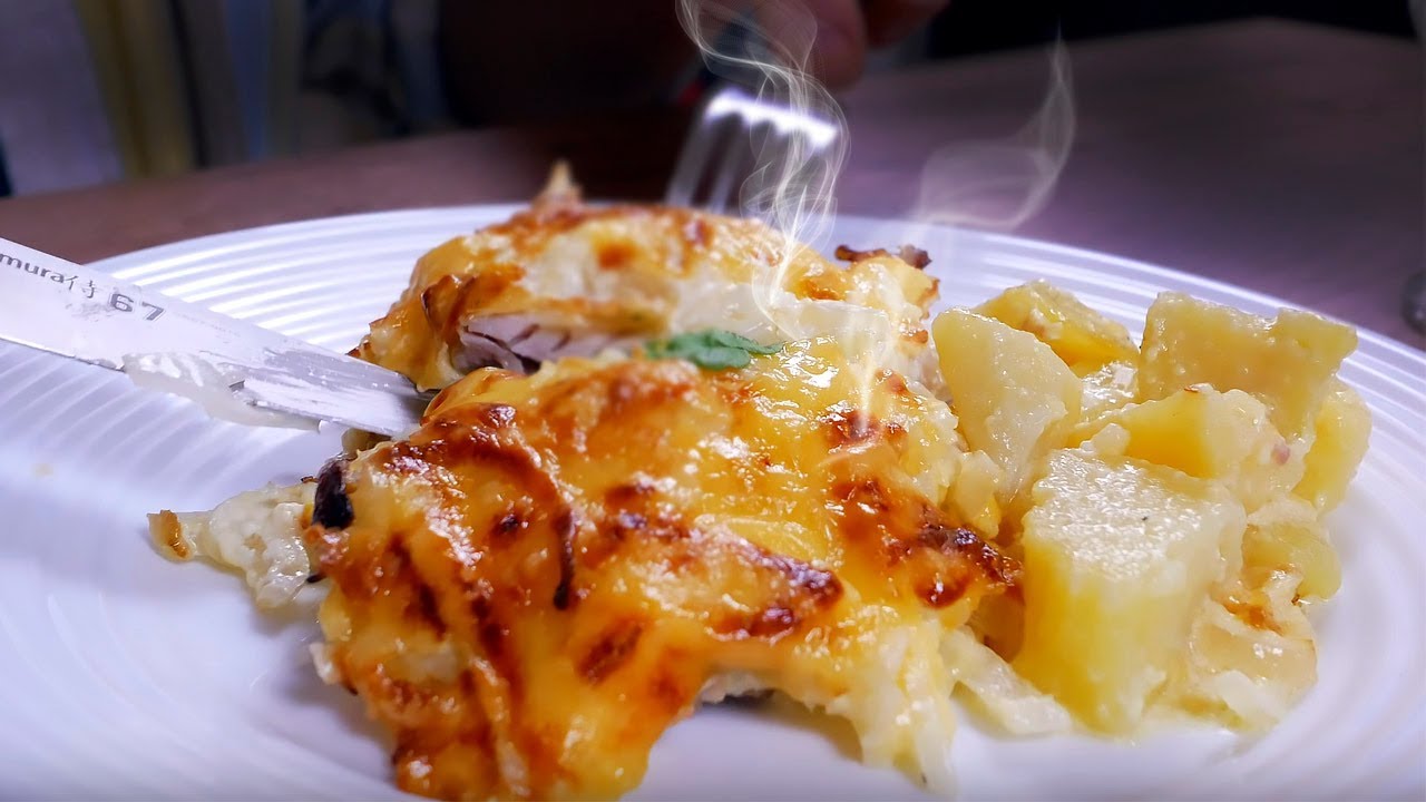 Нежное куриное мясо по-французски и грибной салат