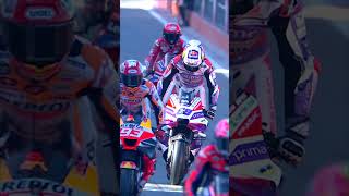 Even the tear off can't distract Jorge Martin! 😅