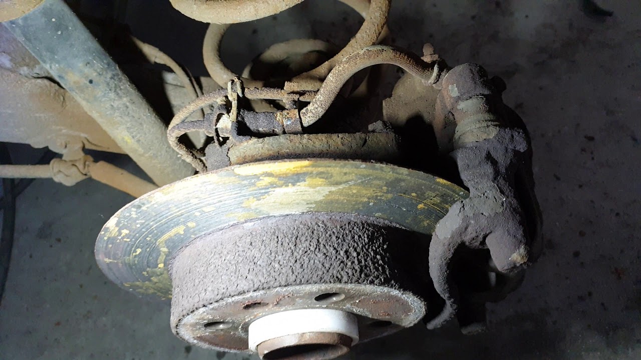 Осмотр ходовой на Opel Astra в Калининграде - YouTube