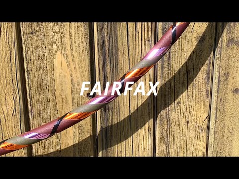 Dieses Video zeigt unser Hula Hoop Modell &quot;Fairfax&quot; als Nahaufnahme in Bewegung bei Sonnenlicht. Tapes: 24 mm burgundy grip / 12 mm olive grip / 6 mm black g...