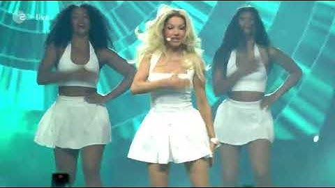 Shirin David - Bauch Beine Po (Die Giovanni Zarrella Show 24.08.2024)