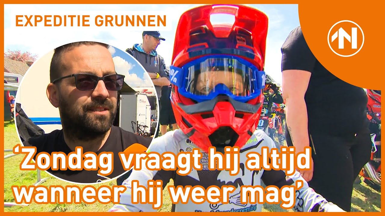 Ronald kijkt bij de grasbaanrace in Westeremden