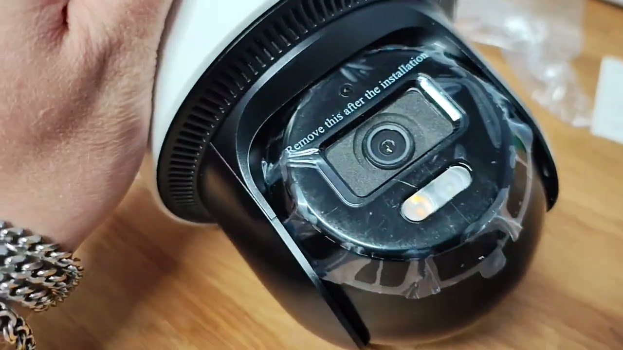 Распаковка DS-2DE2C400MWG-E(2.8mm) Hikvision Поворотная уличная IP-камера с авто трекингом