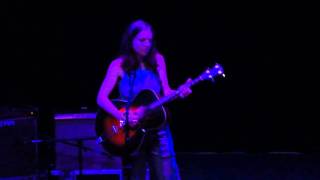 Ani DiFranco &quot;To The Teeth&quot;