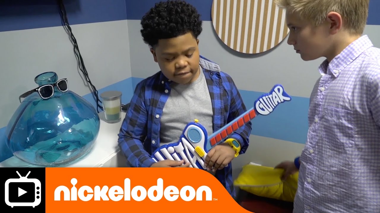 Game Shakers | Dressing Room Tour with Benji and Thomas | Nickelodeon UK