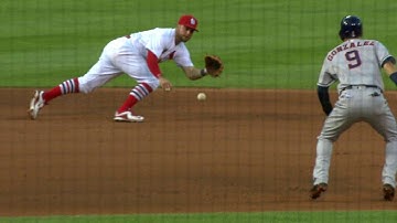 HOU@STL: Garcia takes away a hit with impressive stop