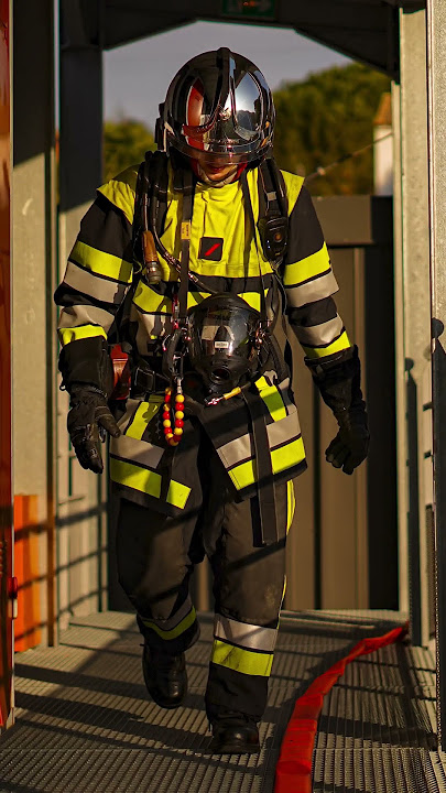 Véhicules secours à personne - pompiers13