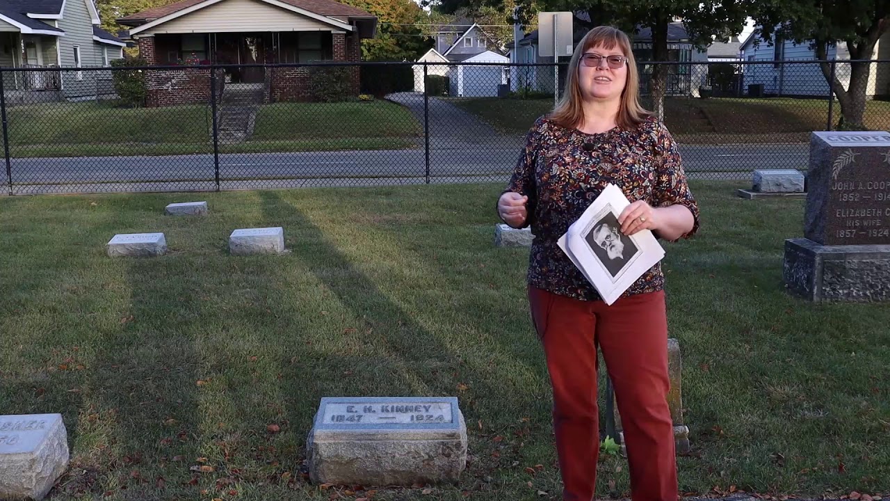 Columbus Indiana City Cemetery Tour - YouTube