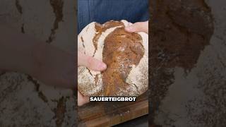 Dinkel Sauerteigbrot mit 2-Stufen-Führung 🍞  Rezept in den Kommentaren👇 #shorts #sauerteigbrot
