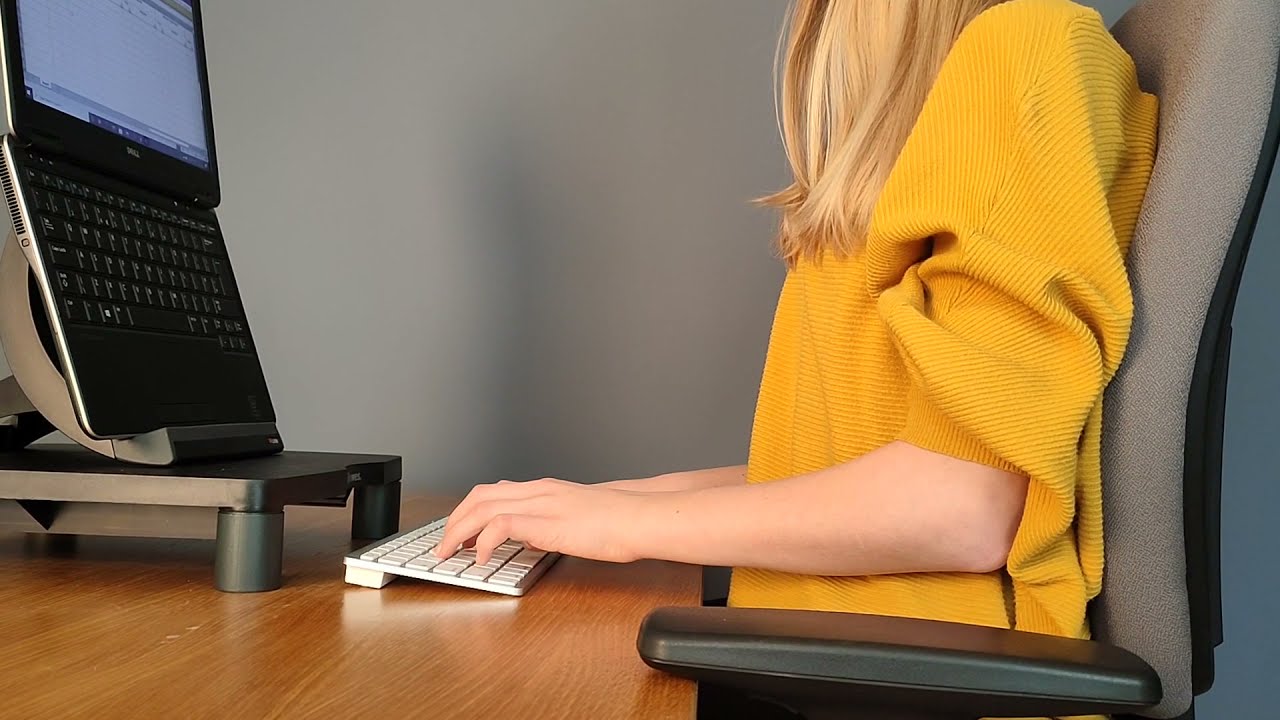 Neutral typing position