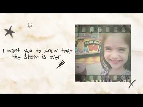 Gabriela Bee - LOOK AT YOU NOW (Official Lyric Video)