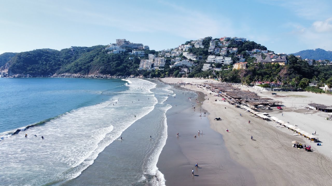 el-mejor-restaurante-de-la-playa-el-revolcadero-en-acapulco-youtube