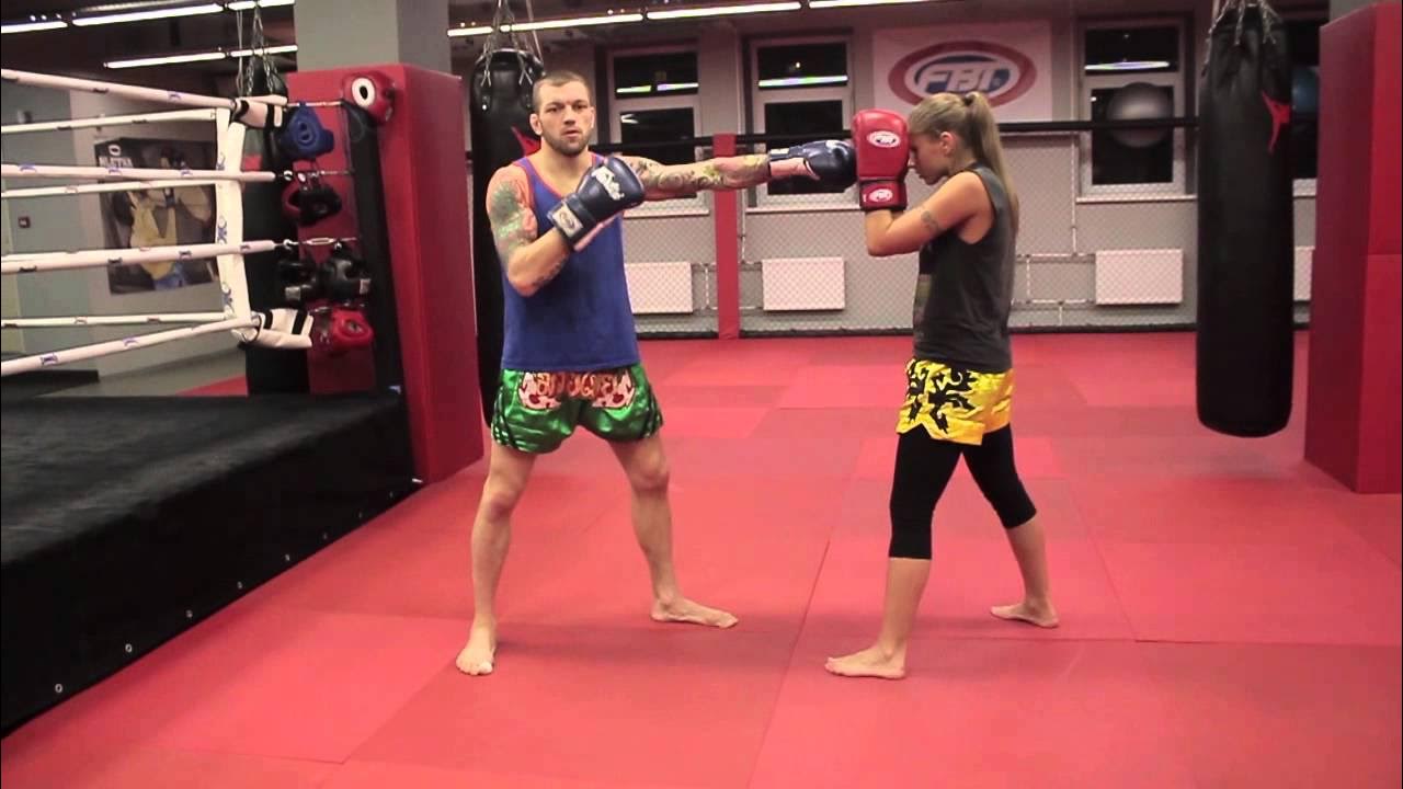 Степы в боксе. Сайд степ в боксе. Комбинации в боксе. Сальстеп в боксе. Двоечка в боксе техника.