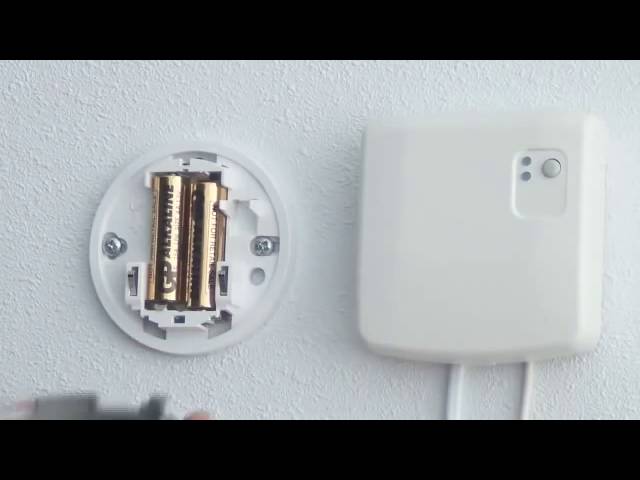 Op risico Los Smelten Round Wireless On/Off monteren en aansluiten | Honeywell Home - YouTube