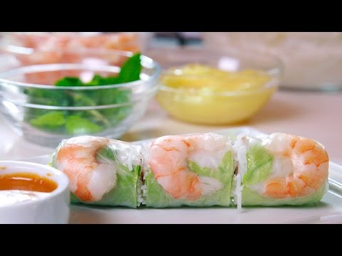 How to Make Classic Vietnamese Spring Rolls