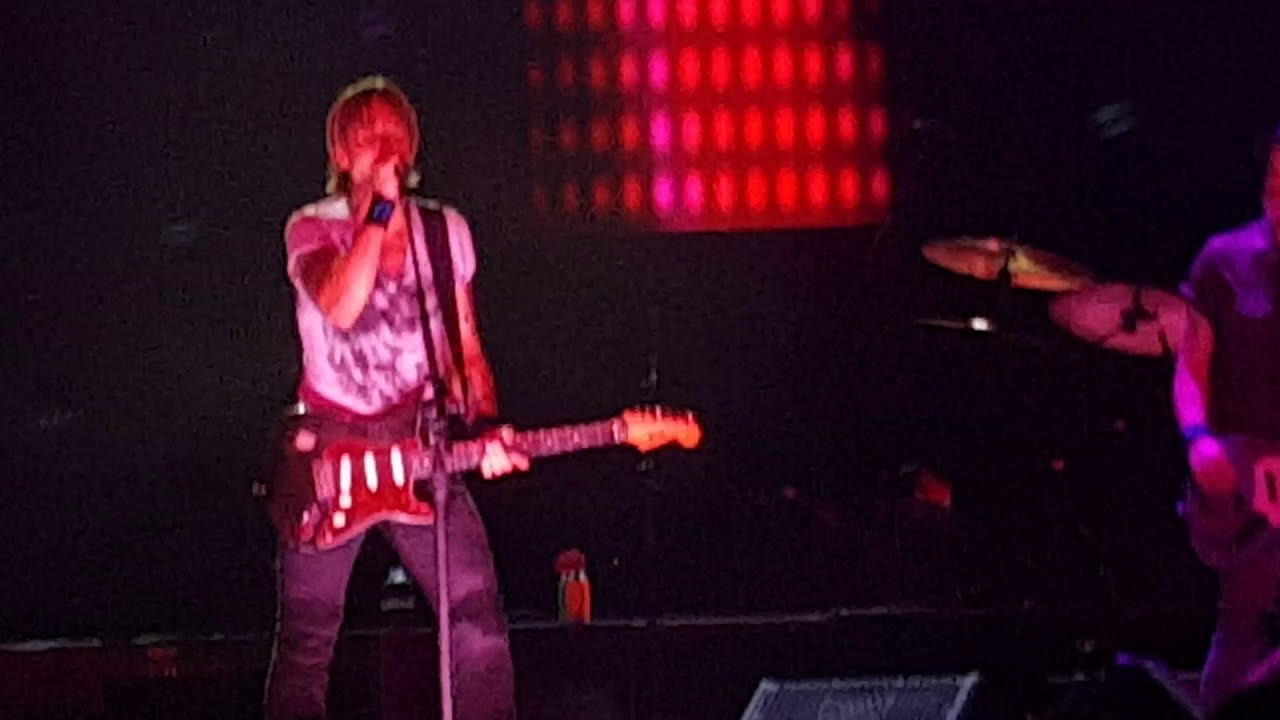 keith urban tour brisbane