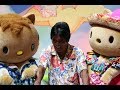 黒すぎる「歩くメラニン色素」松崎しげるに対抗? キティちゃんまで小麦色に