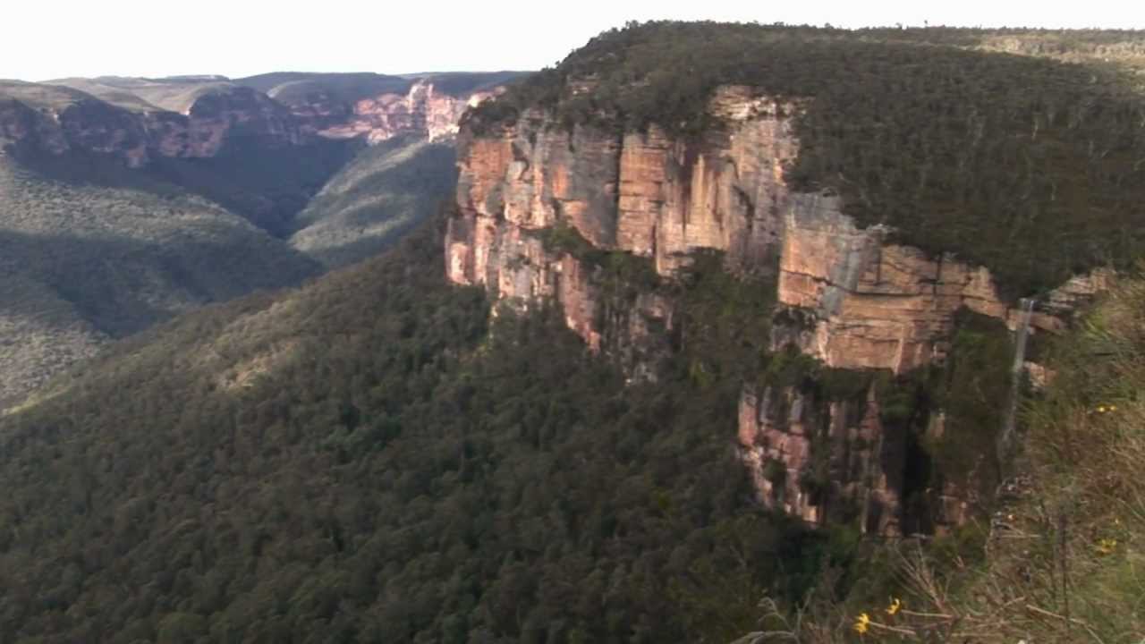 A beautiful view of the mountain`s from  Govett`s Leap.