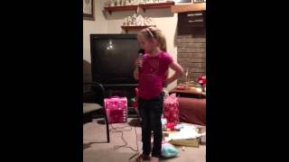 Scarlett singing Taylor Swift