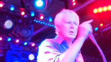 Guided By Voices - Tractor Rape Chain, Live  20180808