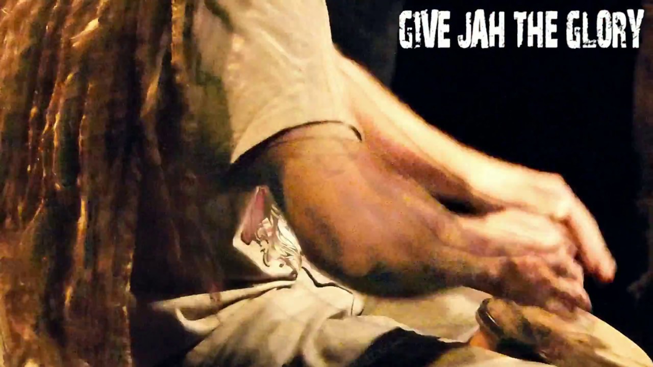 Give Jah The Glory 2014 - Zion Gate HiFi feat. Sim RDH ▶ Chronixx "Here Comes Trouble" ③