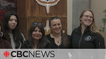 14 Yukon youth start studying Indigenous languages