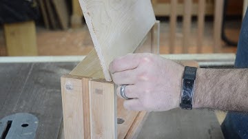 Fitting drawer bottoms 1