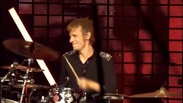 Muse feat. The Edge (U2) - Where the streets have no name - live @ Glastonbury - 2010