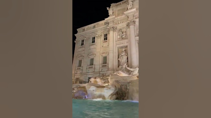 Fontana di Trevi ( TheTrevi Fountain) -Bella ITALIA.