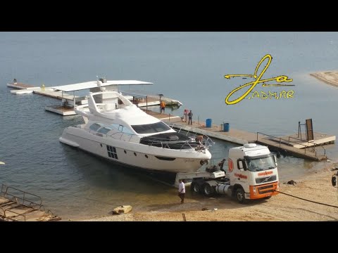 Thumbnail for Lancha Cantor Gusttavo Lima - Maior transporte realizado para capitólio MG - Azimut 76 - TransAcacio