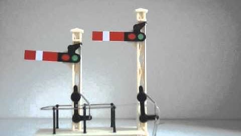 Hornby junction signal motorized