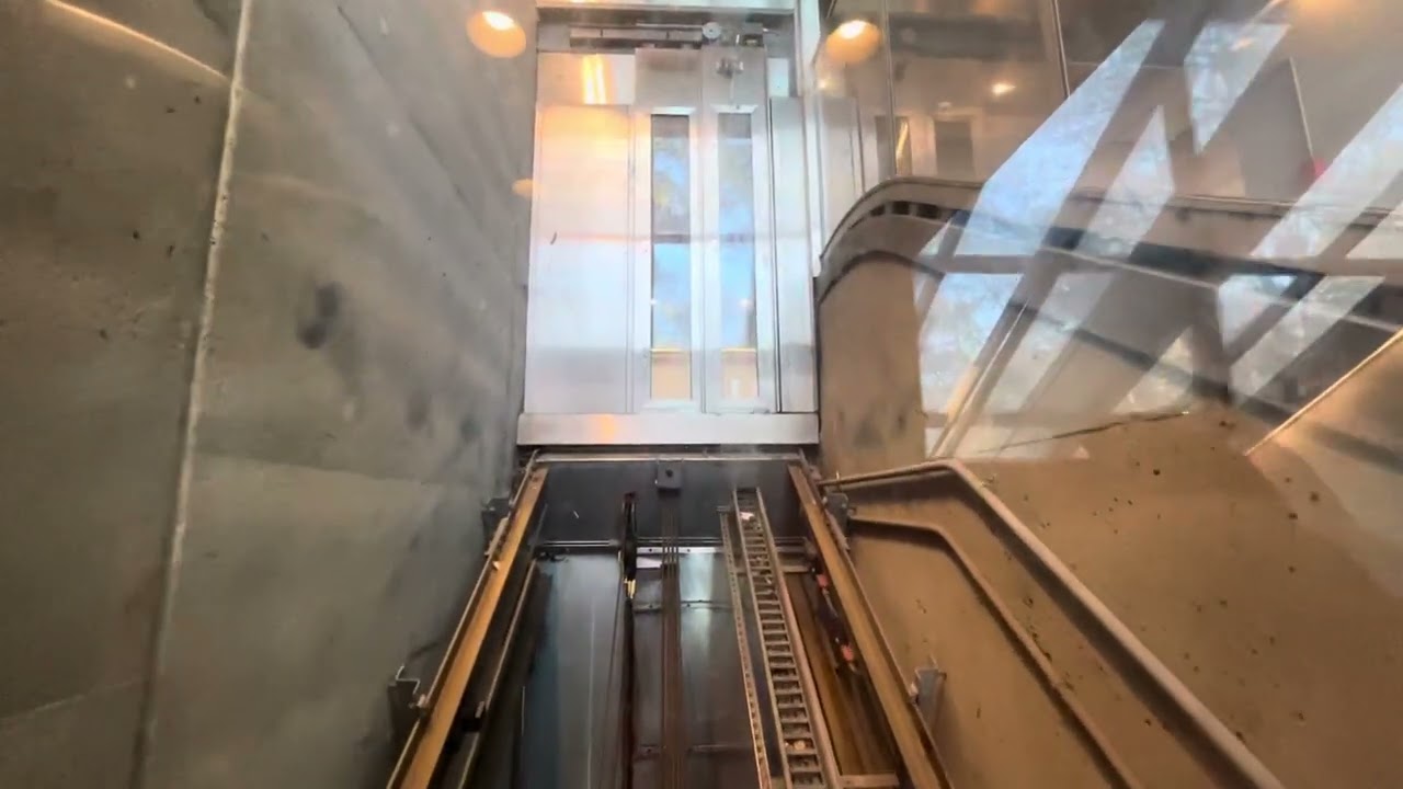Mid-American Inclined Elevator @ Huntington WMATA Station in Huntington, VA - Retake