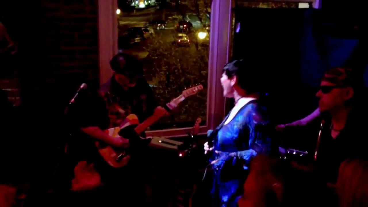 Karen Lovely - Give It To Me - Live at Alex's Ashland, OR