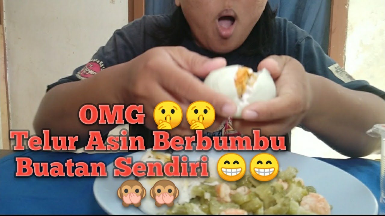CARA MEMBUAT TELUR ASIN DENGAN AIR GARAM || MUKBANG Telur Asin Pakai ...