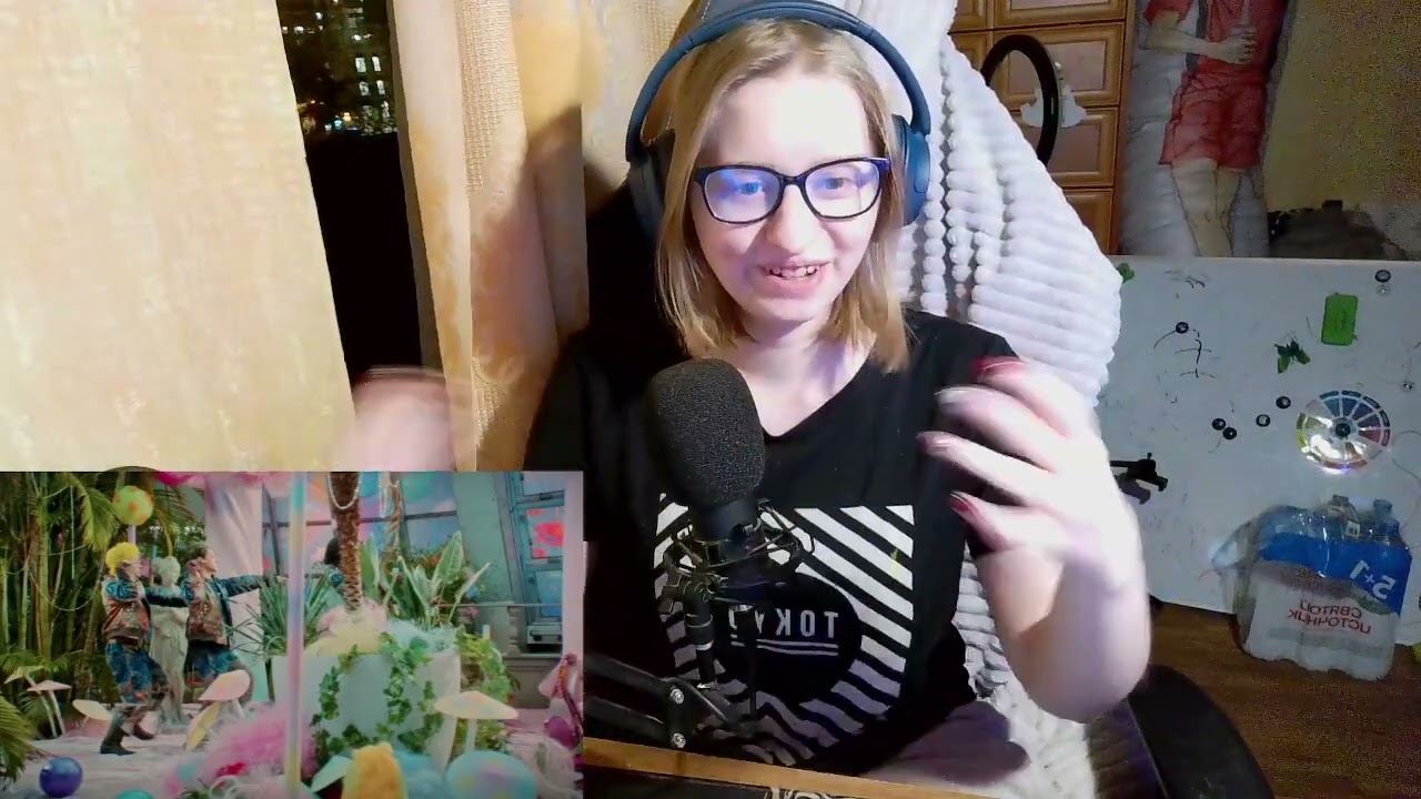 A Russian girl's reaction to Number_i's video - 3XL / ロシア人少女のビデオに対する反応 Number_i - 3XL