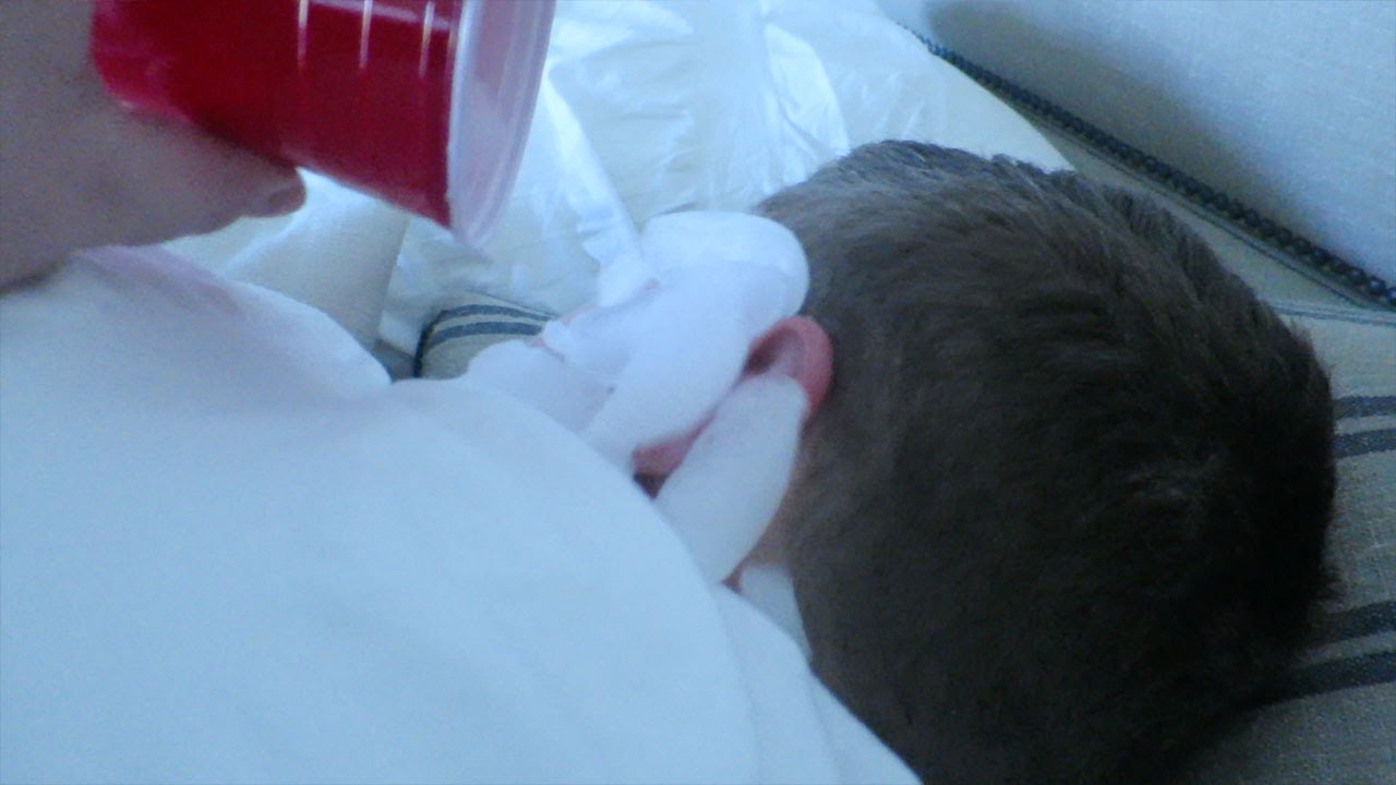 CUBE DISNEY FROZEN WAKE UP PRANK!