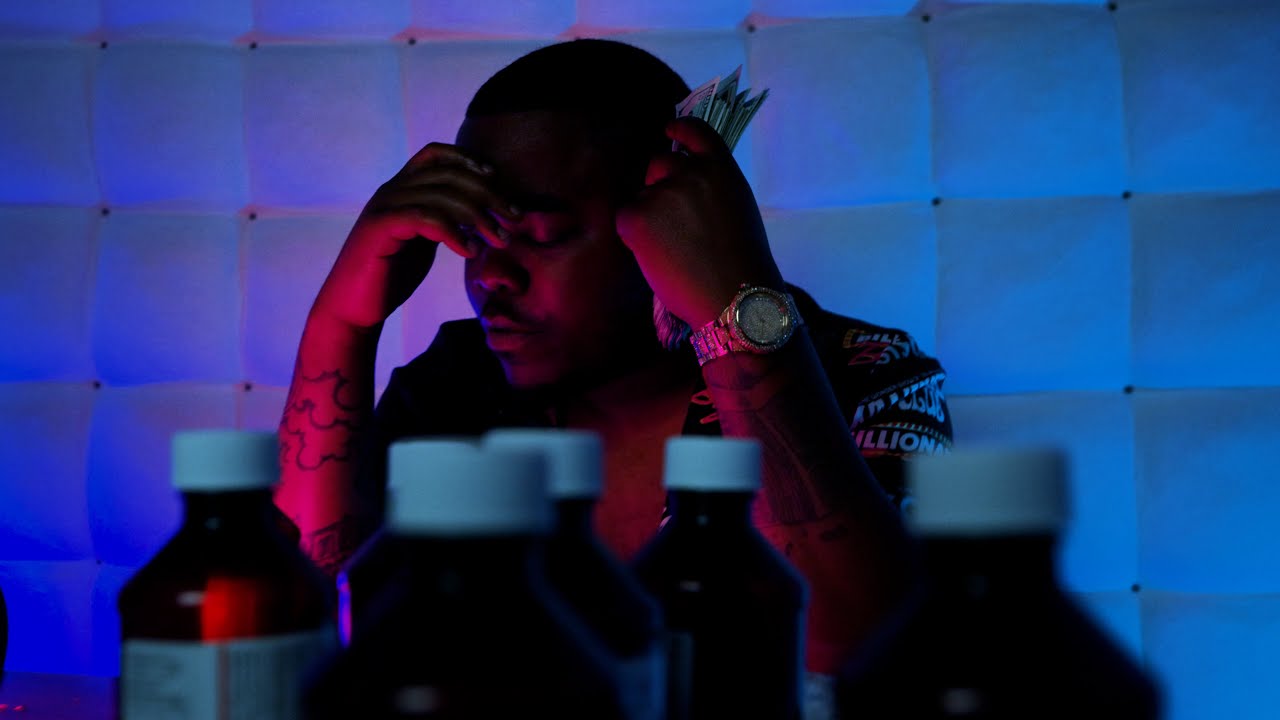 LB Mula - In They Face (Official Music Video) adlı videoyu YouTube'da izle LB Mula - In They Face (Official Music Video) adlı videoyu YouTube'da izle